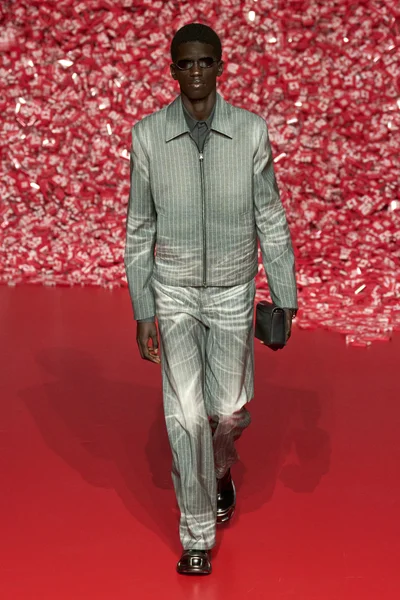 Look 5